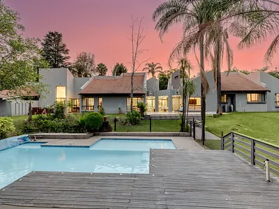 4 Bedroom House For Sale in Sandton - QjPr.webp