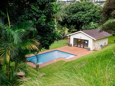 2 Bedroom Apartment To Rent in Umhlanga - gRXR.webp