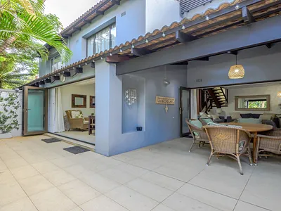 3 Bedroom Townhouse For Sale in Zinkwazi Beach - efho.webp
