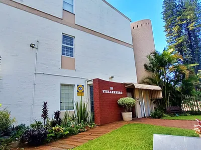 3 Bedroom Apartment For Sale in Durban - 7xgK.webp