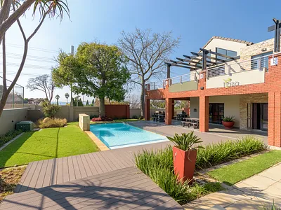 1 Bedroom Apartment For Sale in Sandton - dXvZ.webp