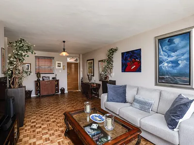 2 Bedroom Apartment For Sale in Durban - acBJ.webp