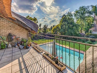4 Bedroom House For Sale in Sandton - 1hSC.webp