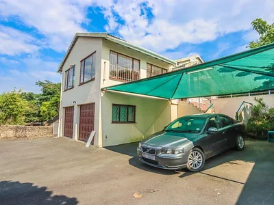 4 Bedroom House For Sale in Durban - slYz.webp