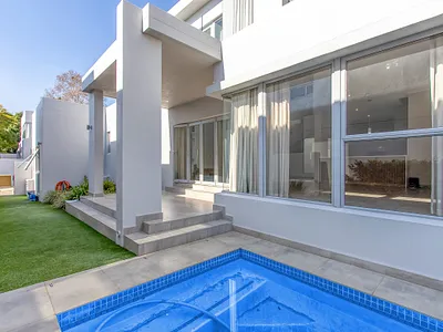 3 Bedroom Townhouse To Rent in Sandton - GyNp.webp