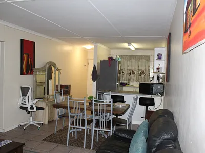 3 Bedroom Apartment For Sale in Pietermaritzburg - GRzt.webp