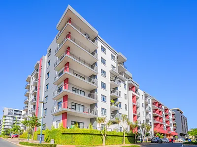 3 Bedroom Apartment For Sale in Umhlanga - NtrR.webp