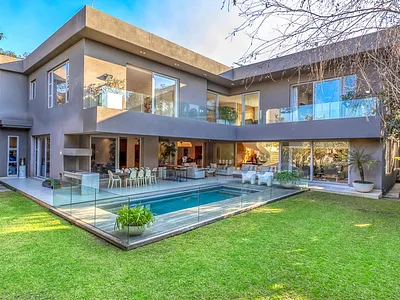 4 Bedroom House For Sale in Sandton - Klbu.webp
