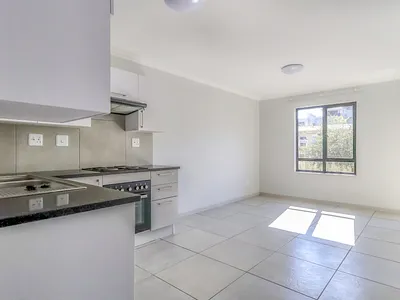 2 Bedroom Apartment To Rent in Sandton - img