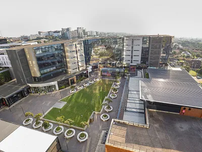 3 Bedroom Apartment For Sale in Umhlanga - img