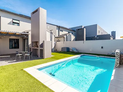 3 Bedroom House To Rent in Blouberg - OMz5.webp