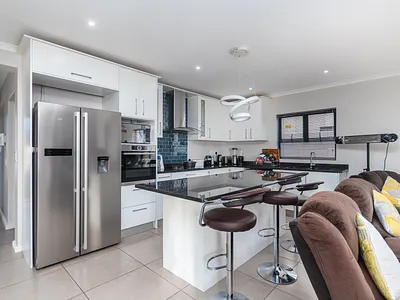 3 Bedroom House To Rent in Blouberg - hvo1.webp