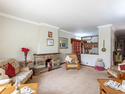 3 Bedroom House To Rent in Bellville - sjoW.webp