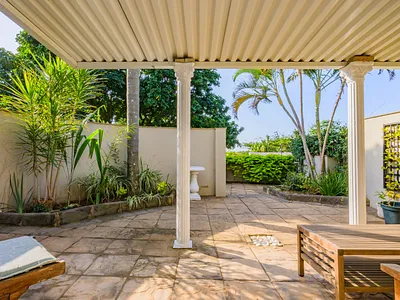 2 Bedroom Townhouse For Sale in Durban North - DLBN.webp