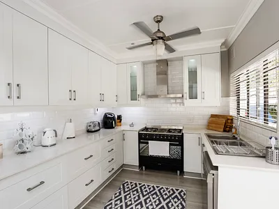 4 Bedroom House For Sale in Durban North - 9OT9.webp