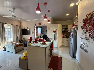 3 Bedroom Townhouse For Sale in Richards Bay - bUya.webp