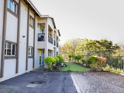 3 Bedroom Apartment For Sale in Durban - lVSO.webp