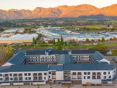2 Bedroom Apartment To Rent in Paarl - M94b.webp