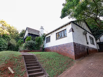 4 Bedroom House For Sale in Durban - jtMM.webp