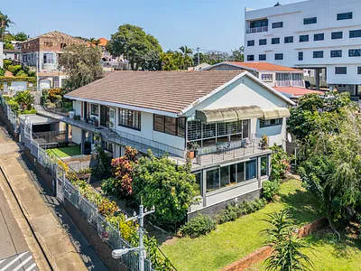 3 Bedroom Apartment For Sale in Durban - 7LjK.webp