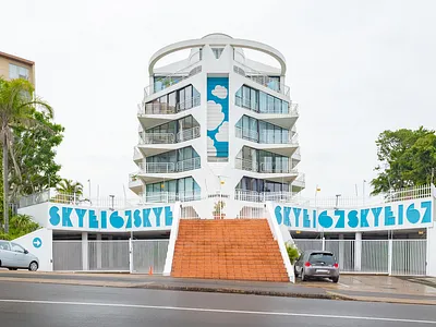 3 Bedroom Apartment For Sale in Durban - vbW6.webp