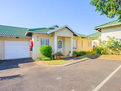 2 Bedroom Townhouse For Sale in Umhlanga - zwB2.webp