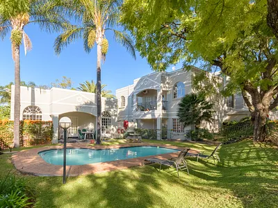 2 Bedroom Apartment For Sale in Sandton - E9xh.webp