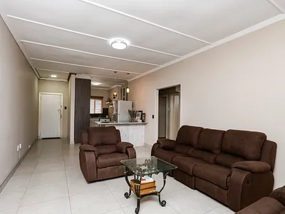 2 Bedroom Apartment For Sale in Durban - htJf.webp