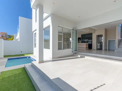 3 Bedroom House For Sale in Sandton - DJKW.webp