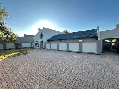 5 Bedroom House For Sale in Centurion - hLkO.webp