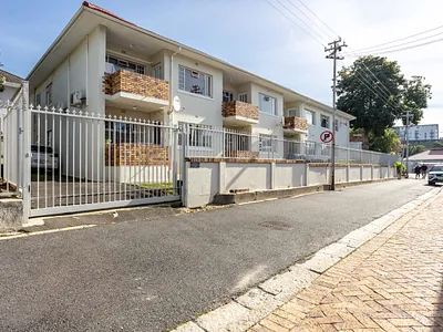 2 Bedroom Apartment To Rent in Cape Town - amXF.webp