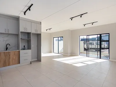 3 Bedroom Apartment For Sale in Blouberg - onb5.webp