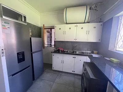 3 Bedroom Apartment For Sale in East London - UVzL.webp