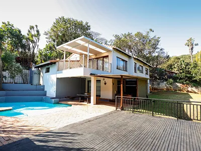5 Bedroom Apartment For Sale in Durban North - 3XgL.webp