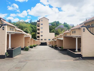 2 Bedroom Apartment For Sale in Pietermaritzburg - leUn.webp