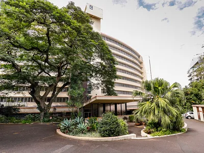 3.5 Bedroom Apartment For Sale in Durban - loXg.webp