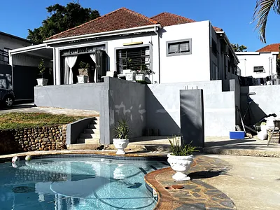 4 Bedroom House For Sale in Durban - 5YGn.webp