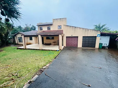 4 Bedroom House For Sale in Empangeni - b0sm.webp