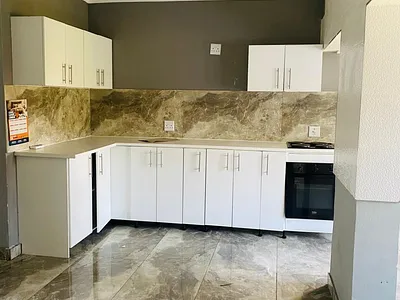 4 Bedroom Townhouse To Rent in Durban - fNX3.webp
