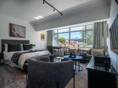 0.5 Bedroom Apartment For Sale in Cape Town - o2e1.webp