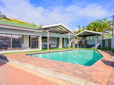 4 Bedroom House For Sale in Durban - PDnB.webp