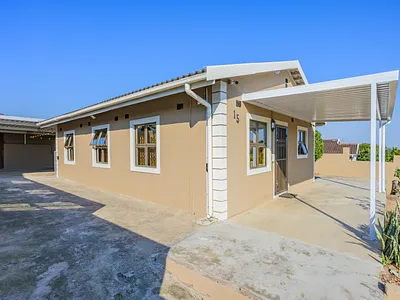 3 Bedroom House For Sale in Pinetown - I9kT.webp