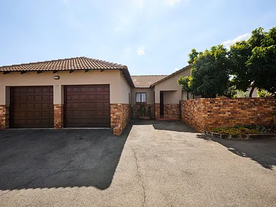 3 Bedroom Townhouse For Sale in Midrand - img