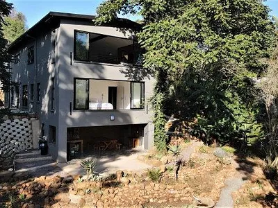 3 Bedroom House For Sale in Kloof - h1rJ.webp