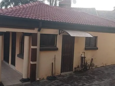 2 Bedroom House To Rent in Pretoria - ngqy.webp