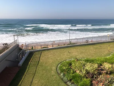 3 Bedroom Apartment For Sale in Umhlanga - 6vU5.webp