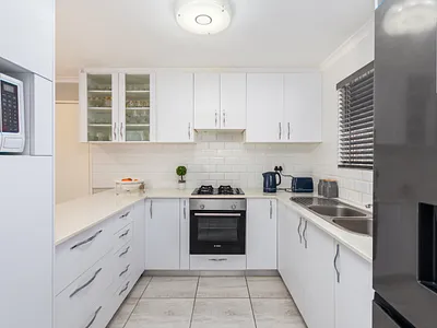 3 Bedroom House For Sale in Blouberg - EFlt.webp