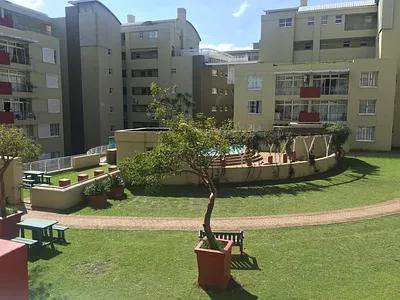 2 Bedroom Apartment To Rent in Umhlanga - img