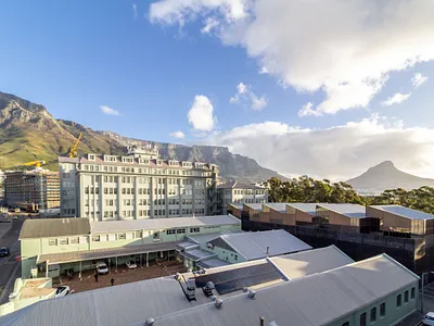 2 Bedroom Apartment For Sale in Cape Town - ayK1.webp