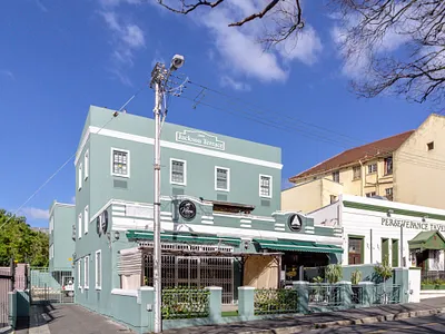 2 Bedroom Apartment For Sale in Cape Town - dbjA.webp